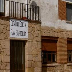 Centro social en Tardajos de Duero, ayuntamiento de Los Rábanos, Soria